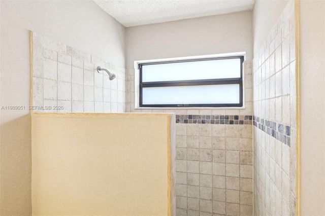 1326 NW 111th Ave, Coral Springs, FL 33071