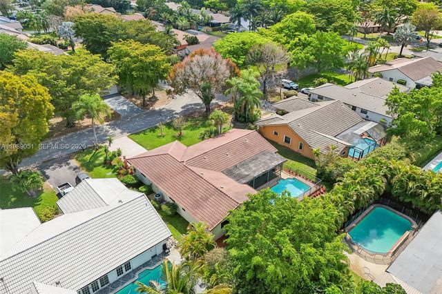 1326 NW 111th Ave, Coral Springs, FL 33071