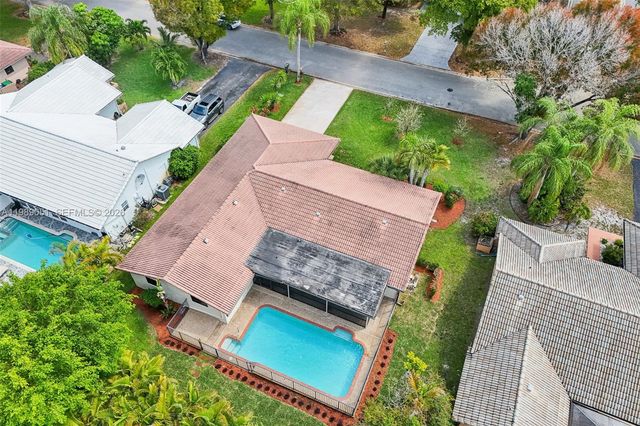 1326 NW 111th Ave, Coral Springs, FL 33071