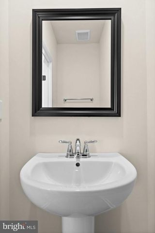 165 BEND FARM RD, Fredericksburg, VA 22408