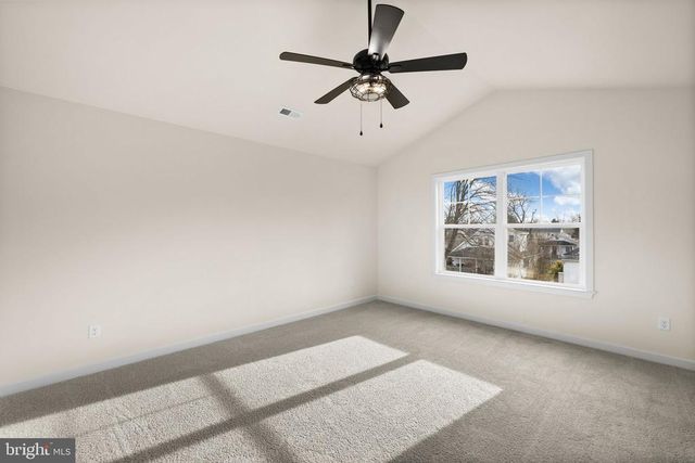 165 BEND FARM RD, Fredericksburg, VA 22408