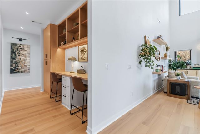 202 NE Healing Springs Street, Bentonville, AR 72713