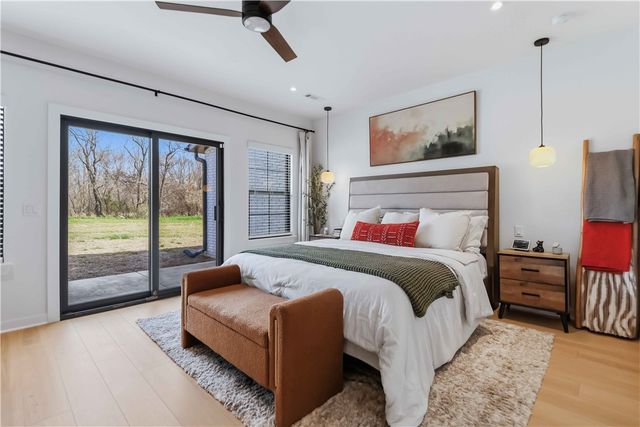 202 NE Healing Springs Street, Bentonville, AR 72713