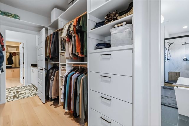 202 NE Healing Springs Street, Bentonville, AR 72713