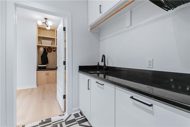 202 NE Healing Springs Street, Bentonville, AR 72713