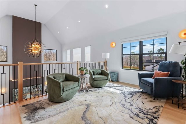 202 NE Healing Springs Street, Bentonville, AR 72713