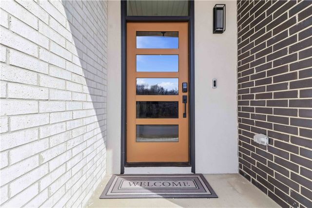 202 NE Healing Springs Street, Bentonville, AR 72713