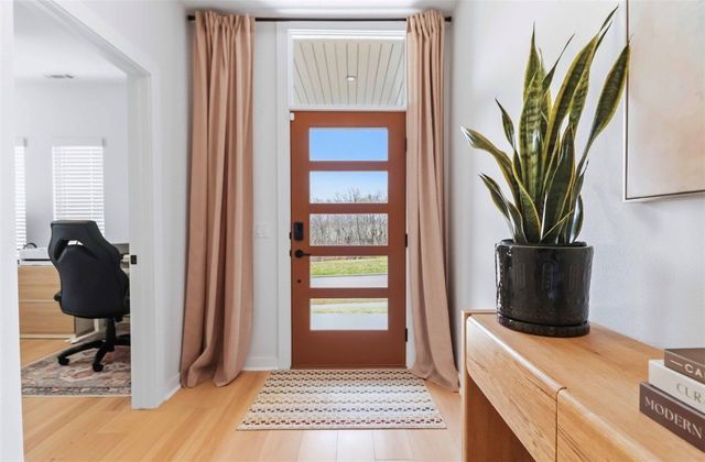 202 NE Healing Springs Street, Bentonville, AR 72713