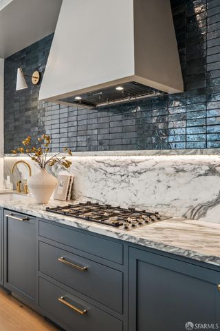 162 Noe Street, San Francisco, CA 94114