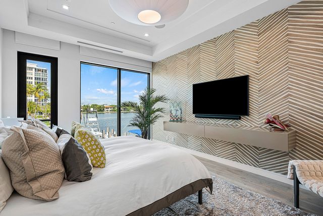 344 Venetian Drive 101, Delray Beach, FL 33483