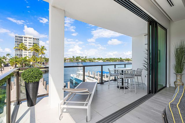 344 Venetian Drive 101, Delray Beach, FL 33483