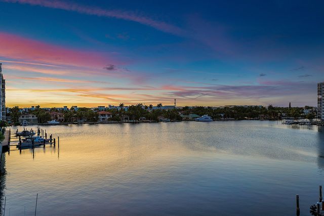 344 Venetian Drive 101, Delray Beach, FL 33483