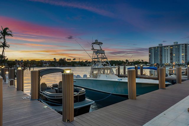 344 Venetian Drive 101, Delray Beach, FL 33483