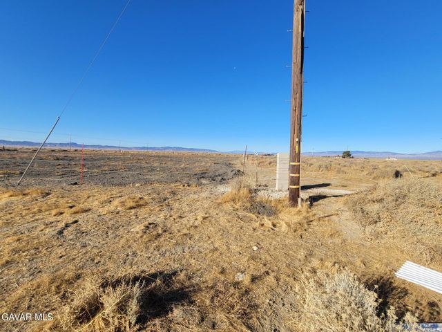 Cor Avenue D 52 Stw, Lancaster, CA 93536