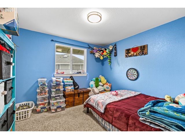 3712 COLVER Rd, Phoenix, OR 97535