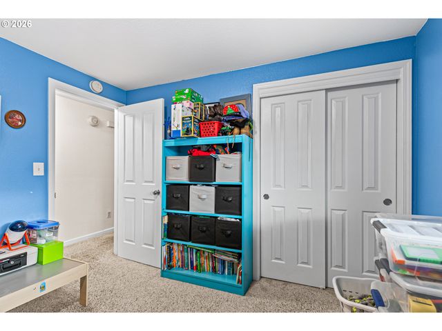 3712 COLVER Rd, Phoenix, OR 97535