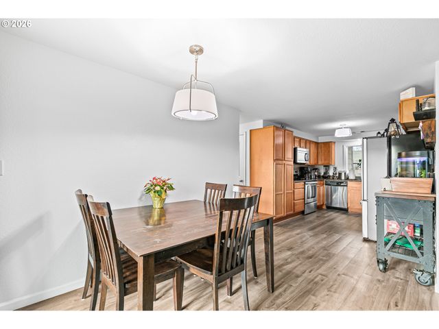 3712 COLVER Rd, Phoenix, OR 97535