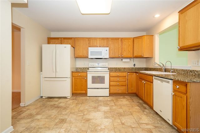 7243 Wilrose Court, Wheatfield, NY 14120