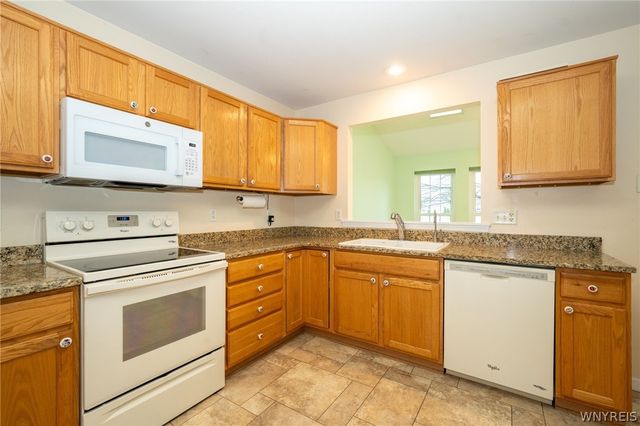 7243 Wilrose Court, Wheatfield, NY 14120