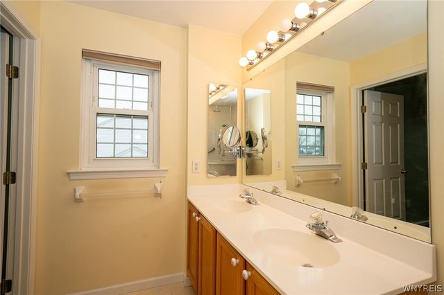 7243 Wilrose Court, Wheatfield, NY 14120