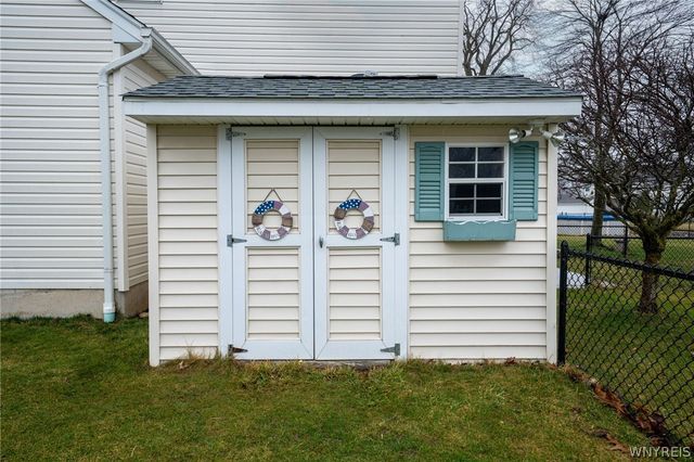 7243 Wilrose Court, Wheatfield, NY 14120