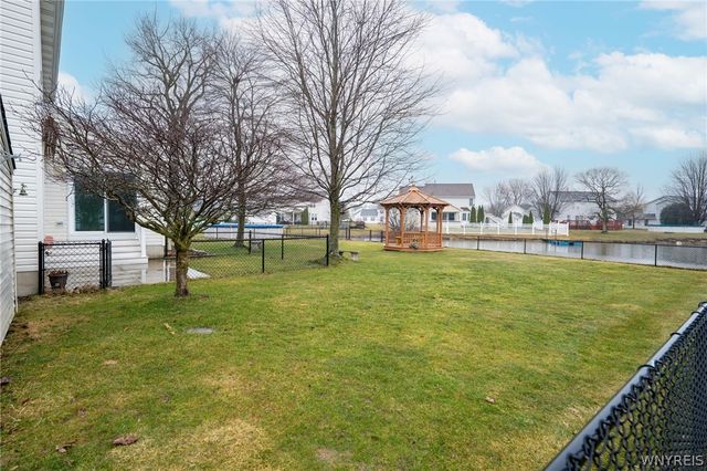 7243 Wilrose Court, Wheatfield, NY 14120