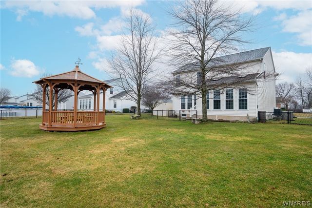 7243 Wilrose Court, Wheatfield, NY 14120
