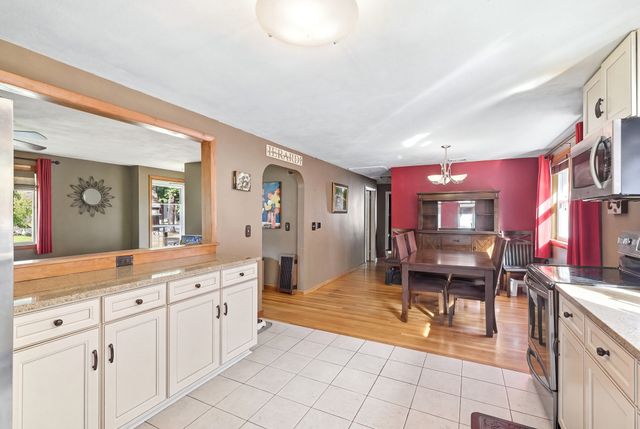 148 Daly Dr Ext, Stoughton, MA 02072