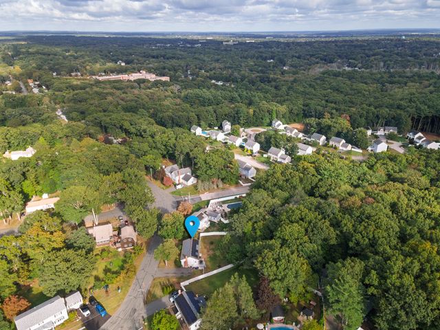 148 Daly Dr Ext, Stoughton, MA 02072
