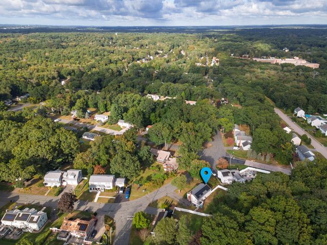 148 Daly Dr Ext, Stoughton, MA 02072