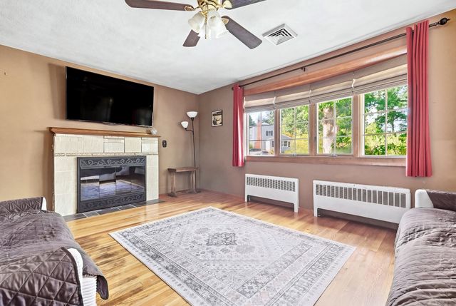 148 Daly Dr Ext, Stoughton, MA 02072