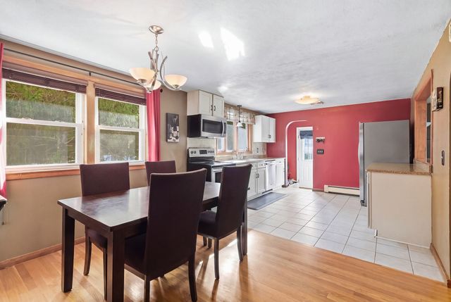 148 Daly Dr Ext, Stoughton, MA 02072
