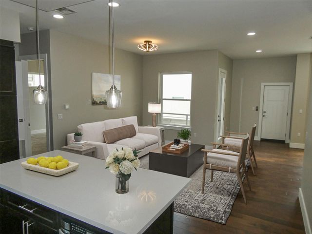 4300 MANSFIELD DAM RD 621, Austin, TX 78734