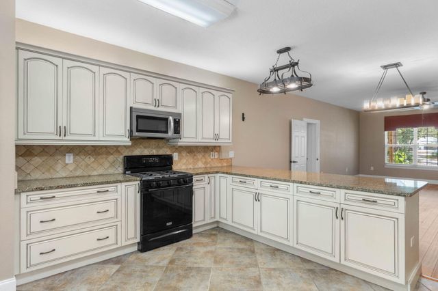506 Spring Acres Cove, Niceville, FL 32578