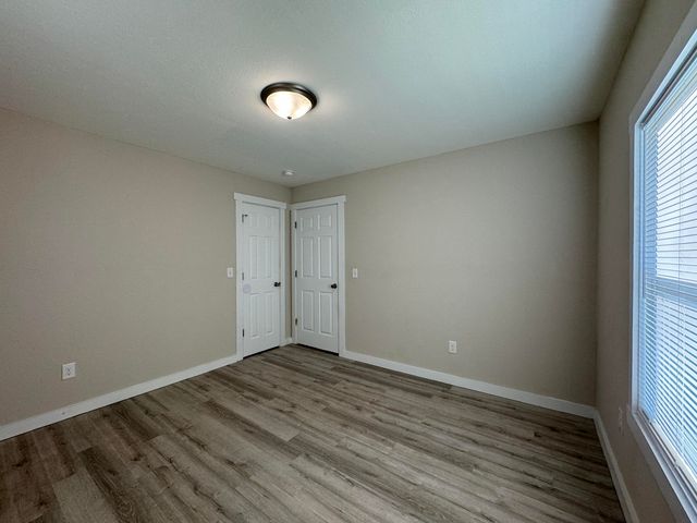 1520 W Lynn Street, Springfield, MO 65802