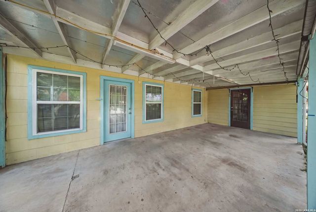 2135 Jim Bowie Dr, San Antonio, TX 78238