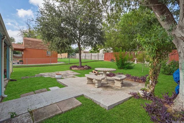 2135 Jim Bowie Dr, San Antonio, TX 78238