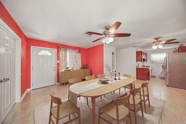 2135 Jim Bowie Dr, San Antonio, TX 78238