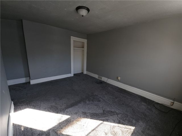 521 Bessemer Ave, E Pittsburgh, PA 15112