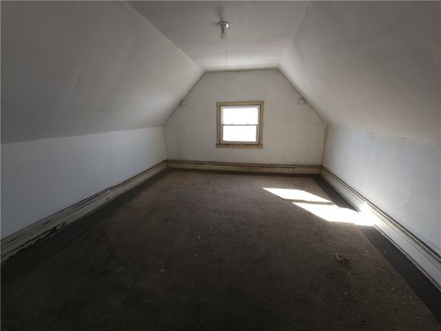 521 Bessemer Ave, E Pittsburgh, PA 15112