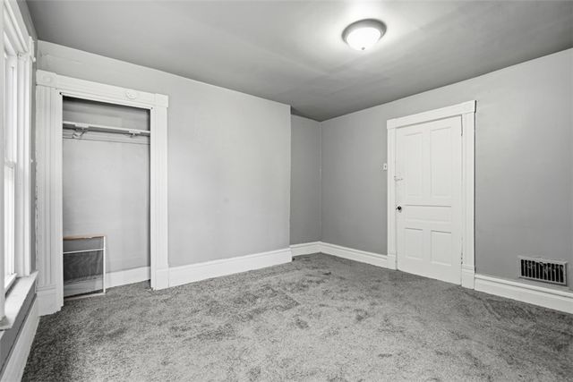 521 Bessemer Ave, E Pittsburgh, PA 15112