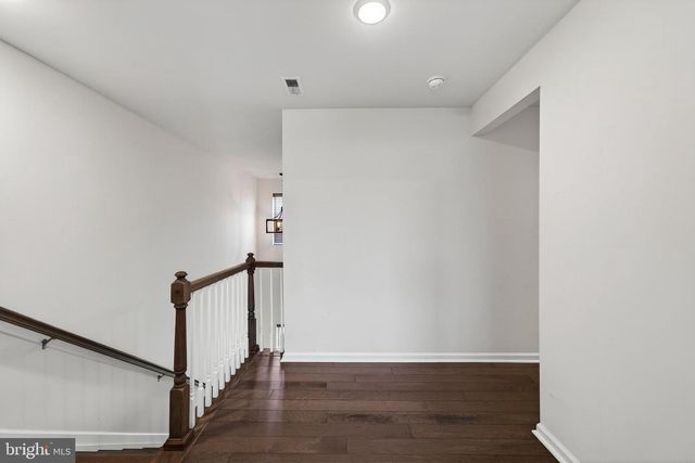 323 STAFFORD CT, Chester Springs, PA 19425