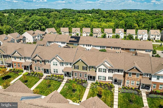 323 STAFFORD CT, Chester Springs, PA 19425