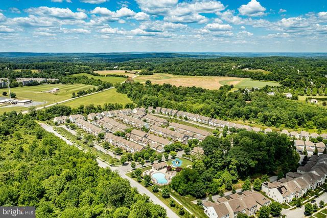 323 STAFFORD CT, Chester Springs, PA 19425