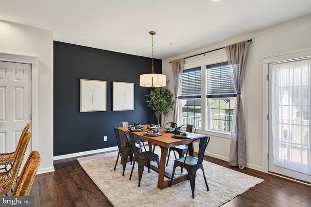 323 STAFFORD CT, Chester Springs, PA 19425