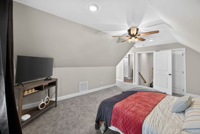 141 W Cemetery Rd, Cookeville, TN 38506