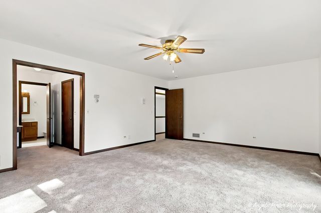 33481 N Christa Drive, Ingleside, IL 60041