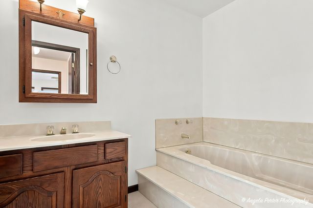 33481 N Christa Drive, Ingleside, IL 60041
