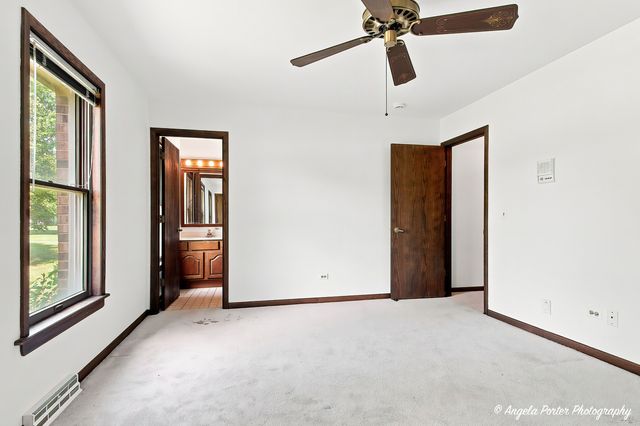 33481 N Christa Drive, Ingleside, IL 60041