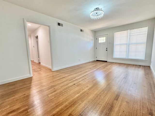 529 FLEDA RD NW, Memphis, TN 38120